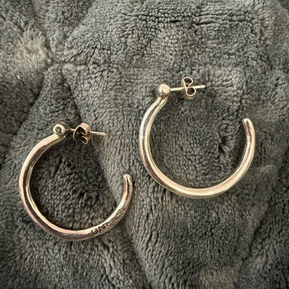 UNO de 50 Silver Hoop Earrings